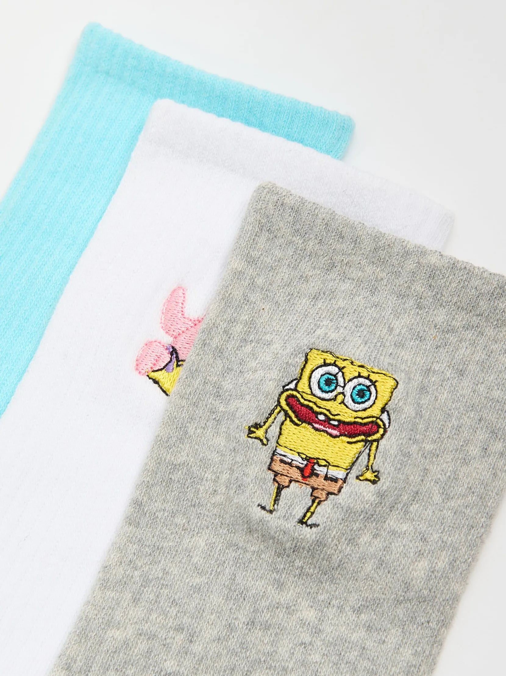 Online 3 pack długich skarpet SpongeBob SquarePants Skarpetki