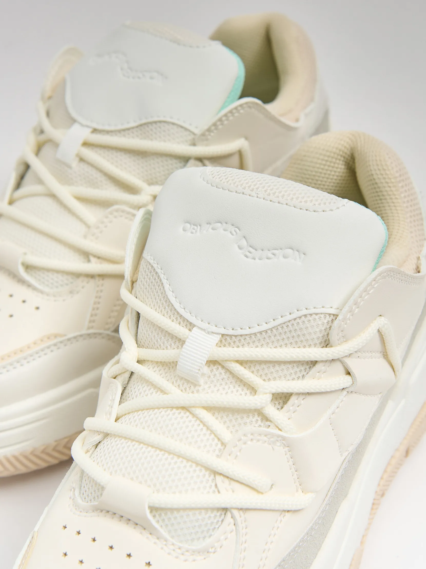 Fashion Beżowe sneakersy Sneakersy