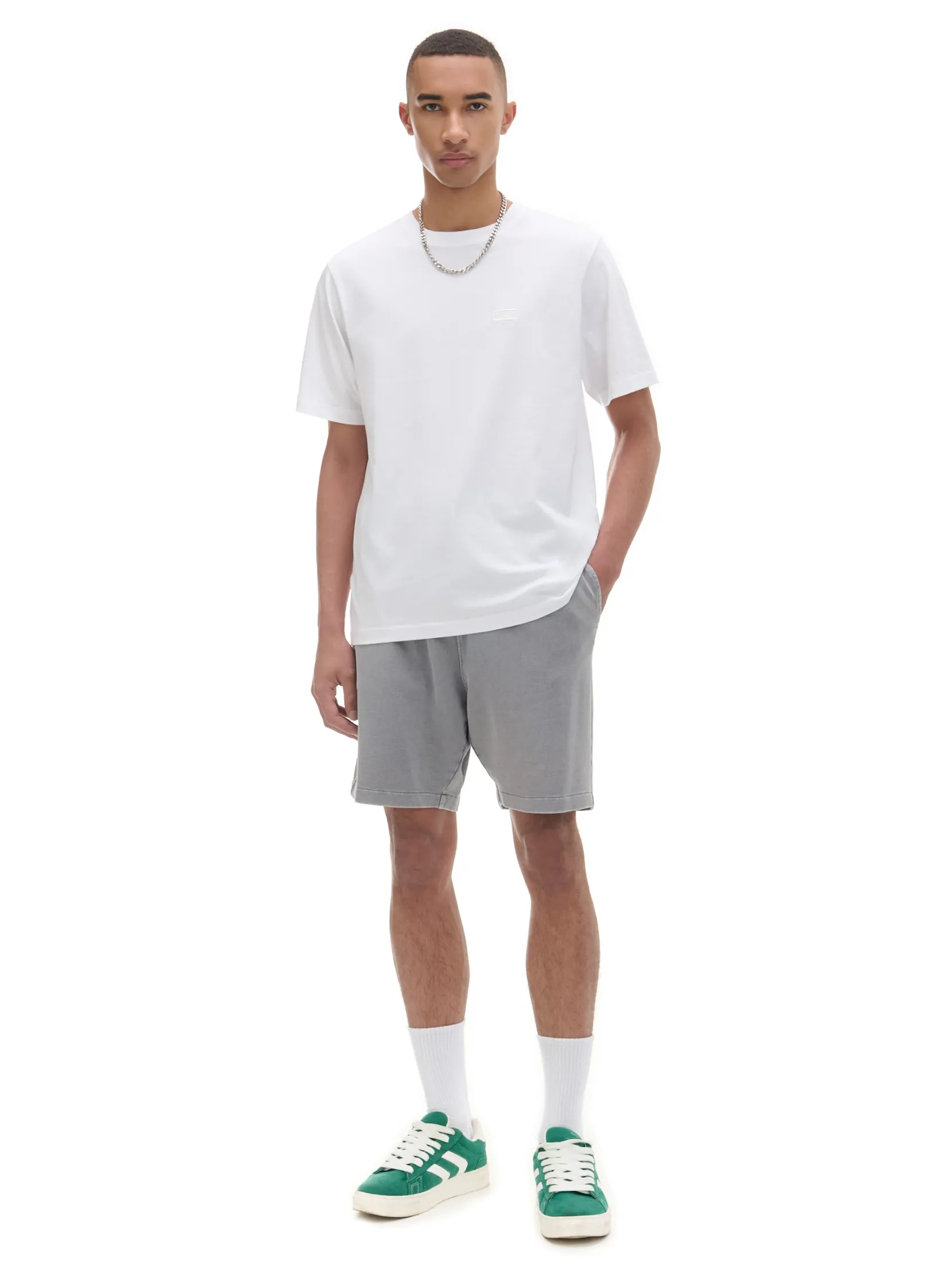 Hot T-shirt z haftem Koszulki