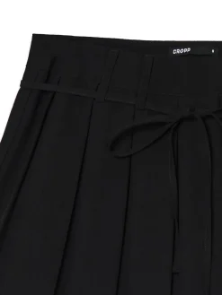 Hot Czarna plisowana spódnica mini Spódnice