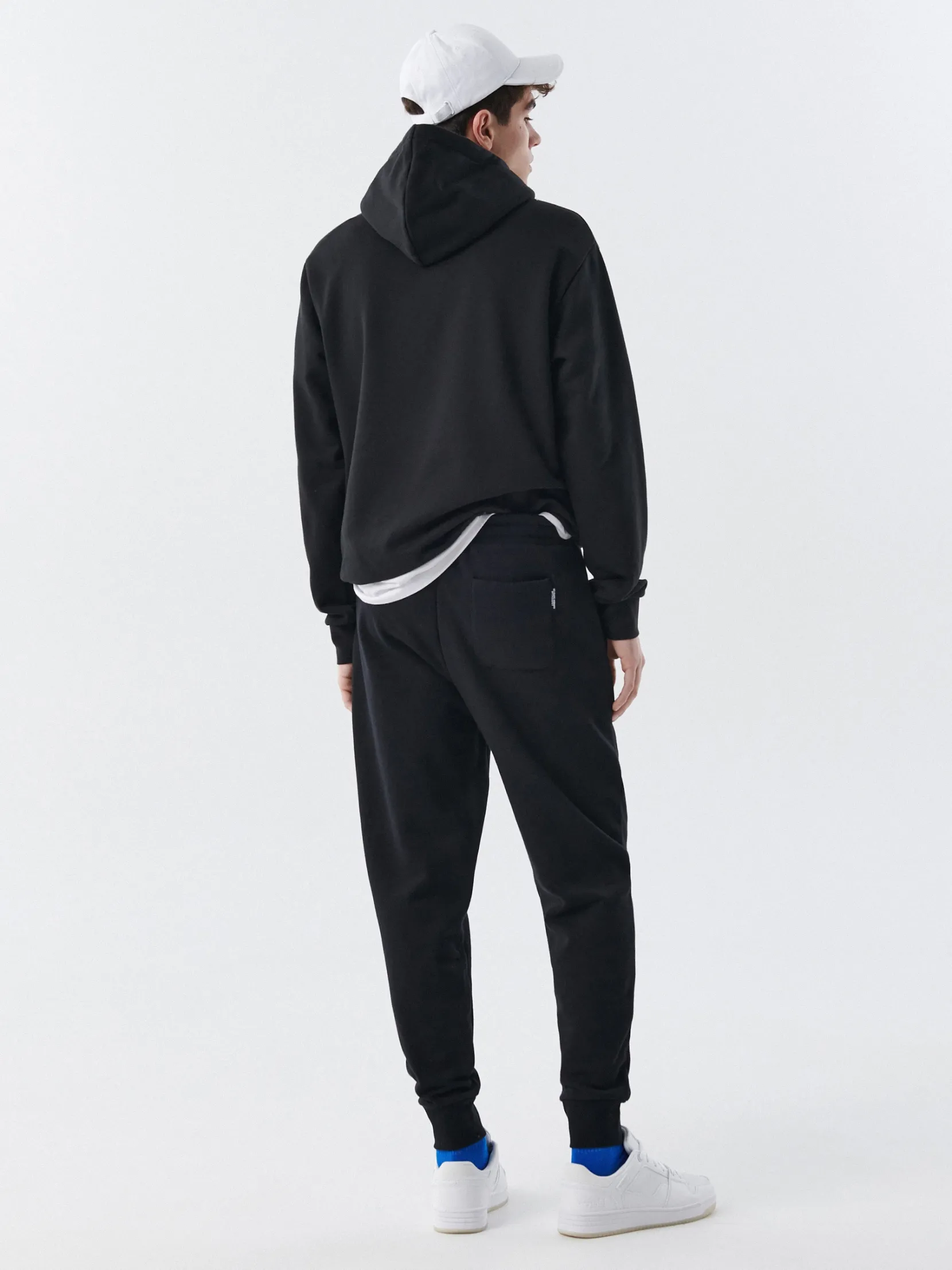 Fashion Czarne joggery basic Spodnie