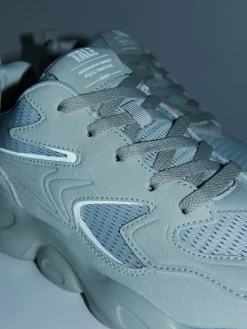 New Jasnoszare sneakersy z odblaskowymi elementami Sneakersy