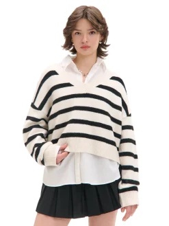 New sweter w czarne paski Swetry