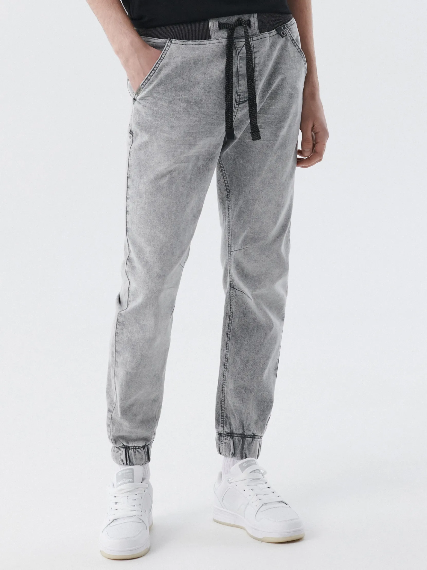 Best Szare jeansowe joggery Jeansy