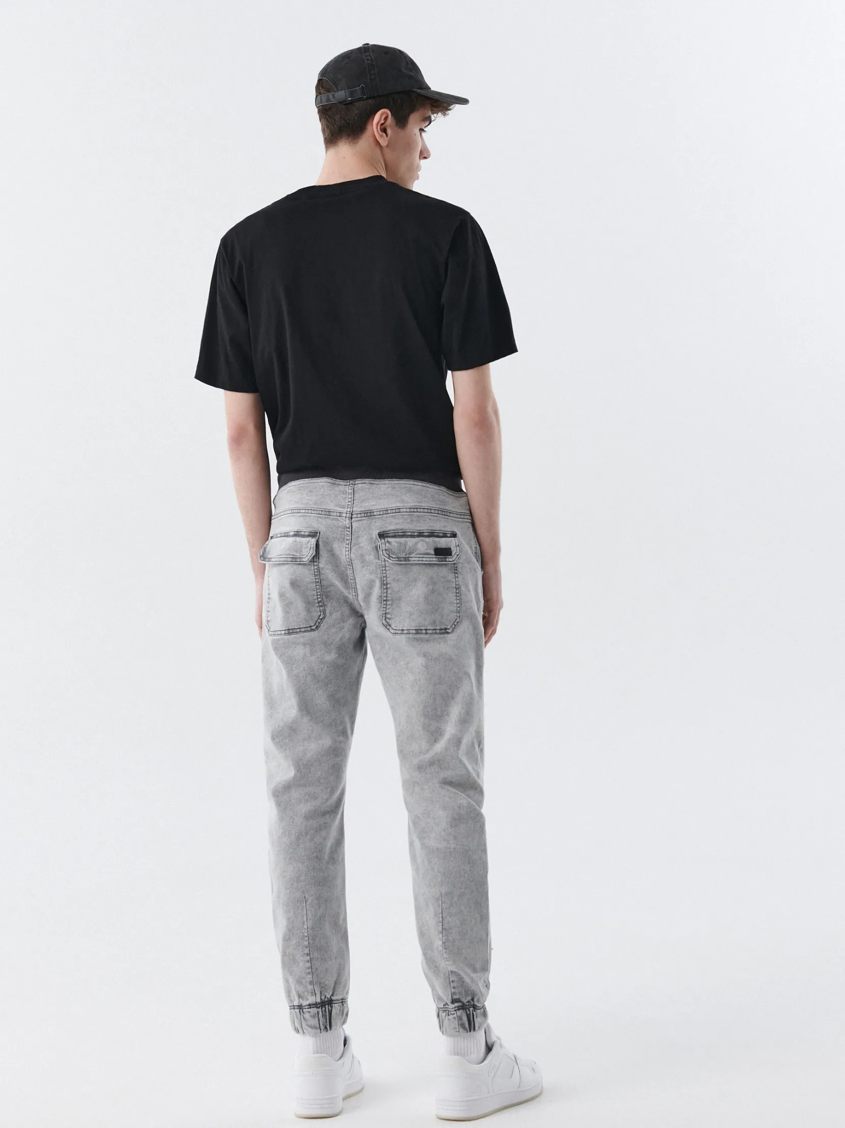 Best Szare jeansowe joggery Jeansy