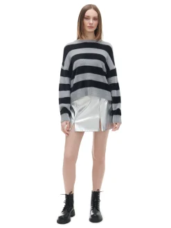 Fashion sweter w czarne paski Swetry