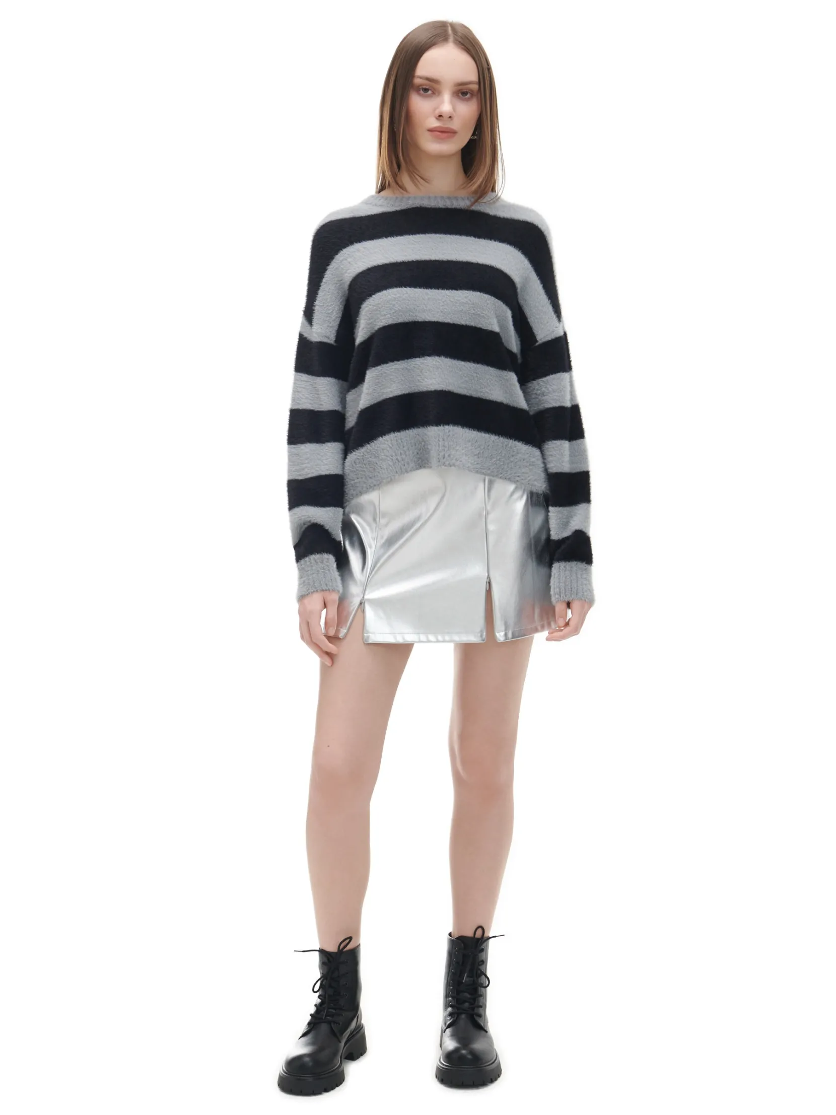 Fashion sweter w czarne paski Swetry