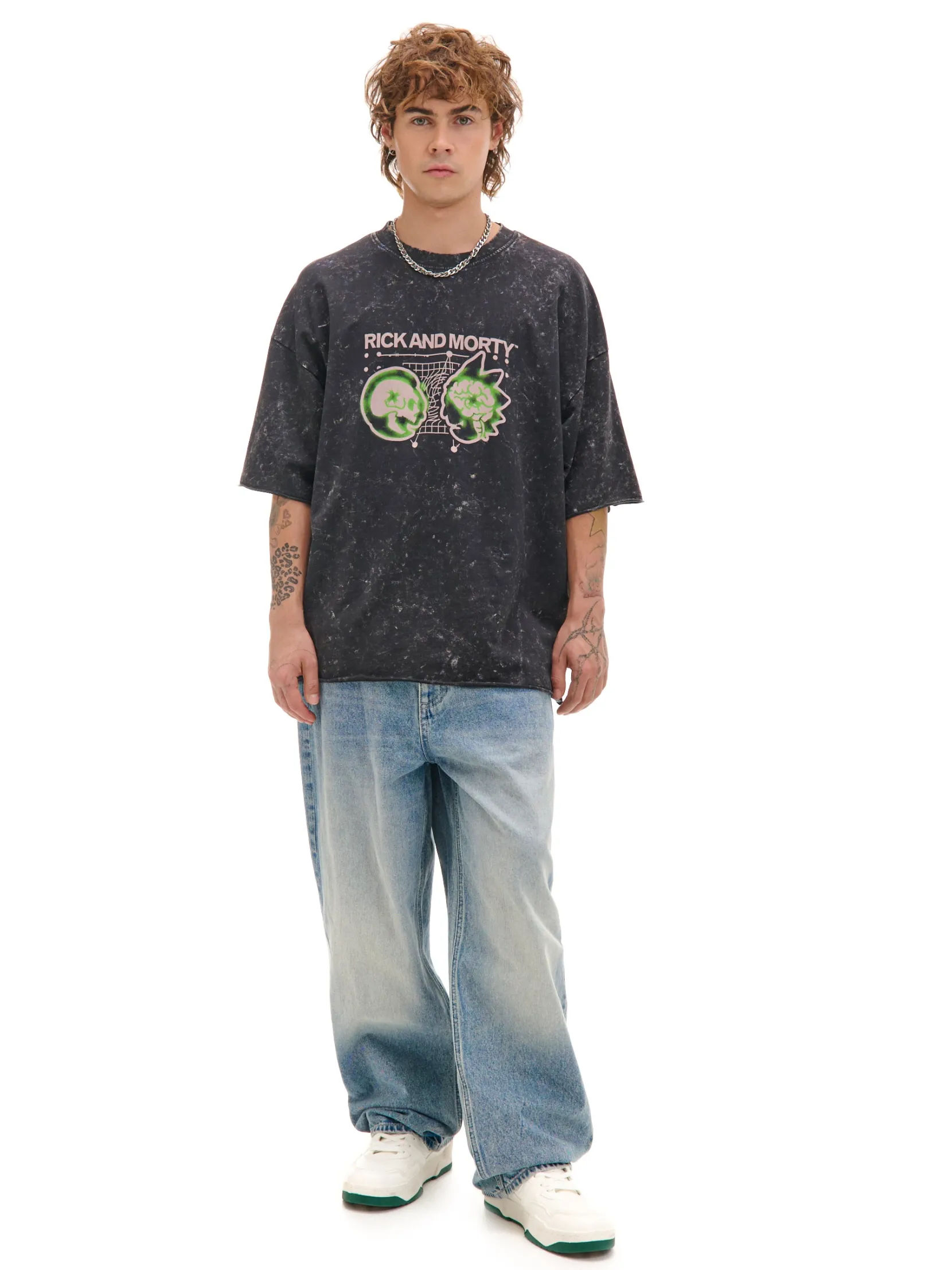 Online T-shirt z efektem sprania Rick i Morty Koszulki
